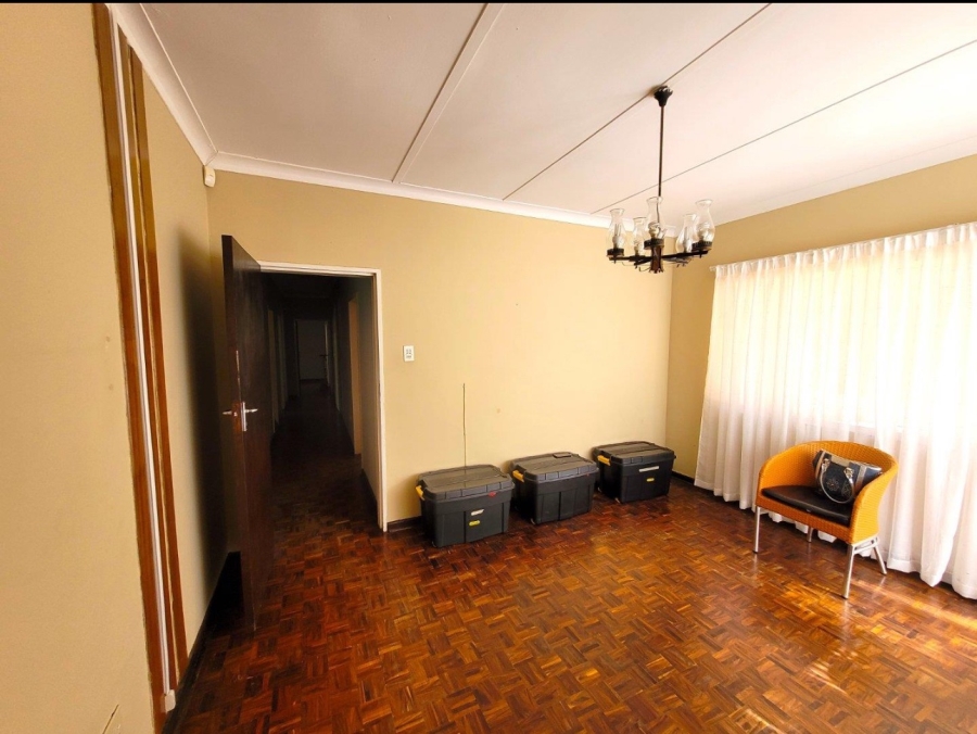 5 Bedroom Property for Sale in Dan Pienaar Free State